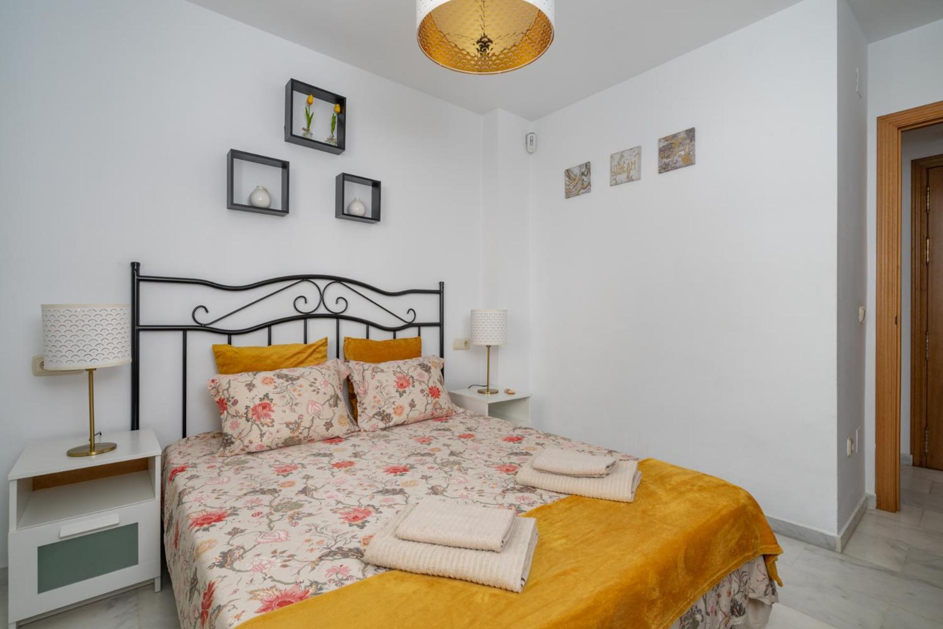 Nice Apartments 20 Meters From The Beach Fuengirola Bagian luar foto
