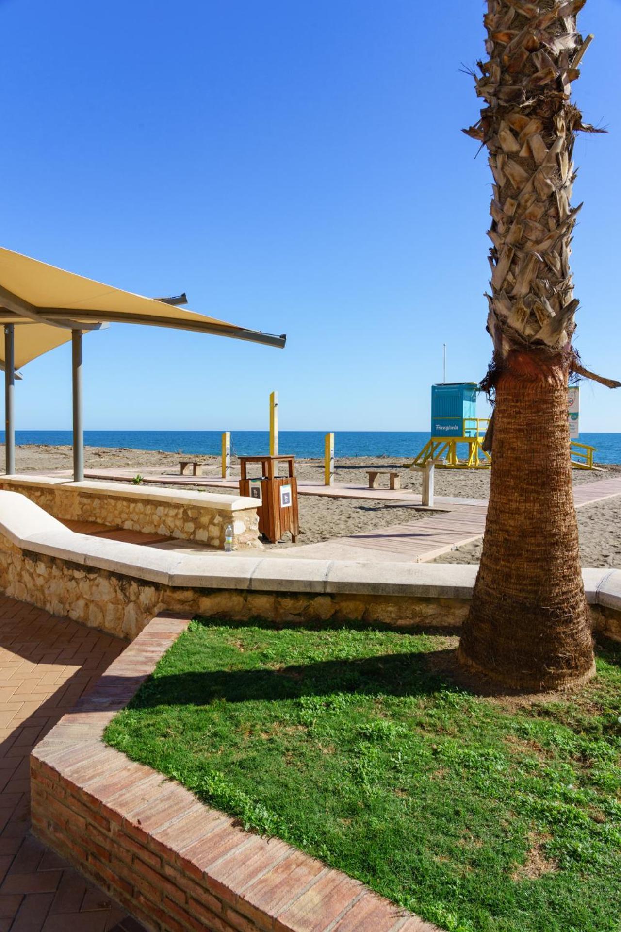 Nice Apartments 20 Meters From The Beach Fuengirola Bagian luar foto